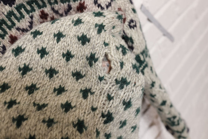 Nordic Pattern Vintage Wool Sweater 80s Medium