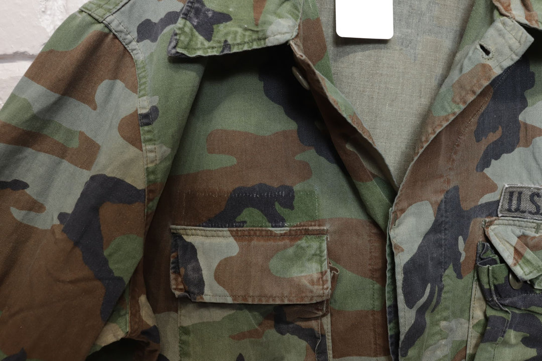 90s Vintage US Army Woodland Camo Jacket Size Large