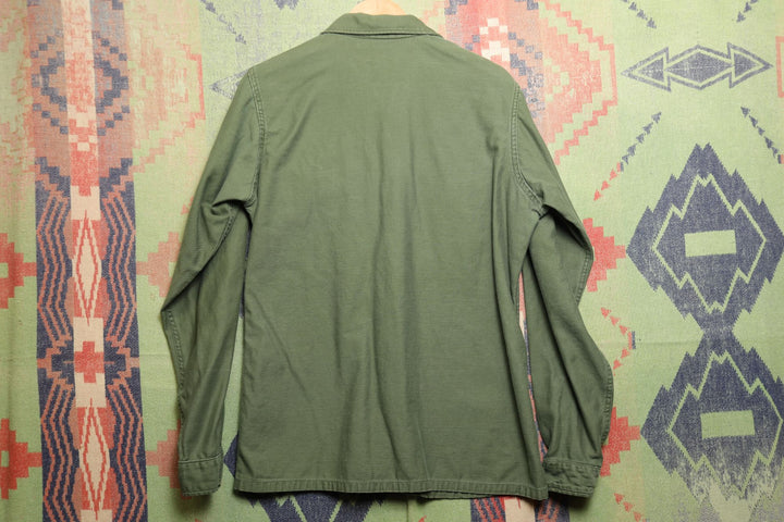 US Military Vintage Field Shirt Medium 60s