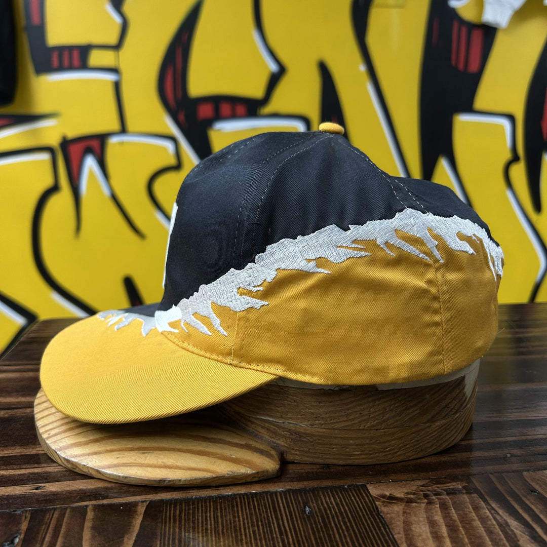 T Logo Vintage Snapback Hat 90s