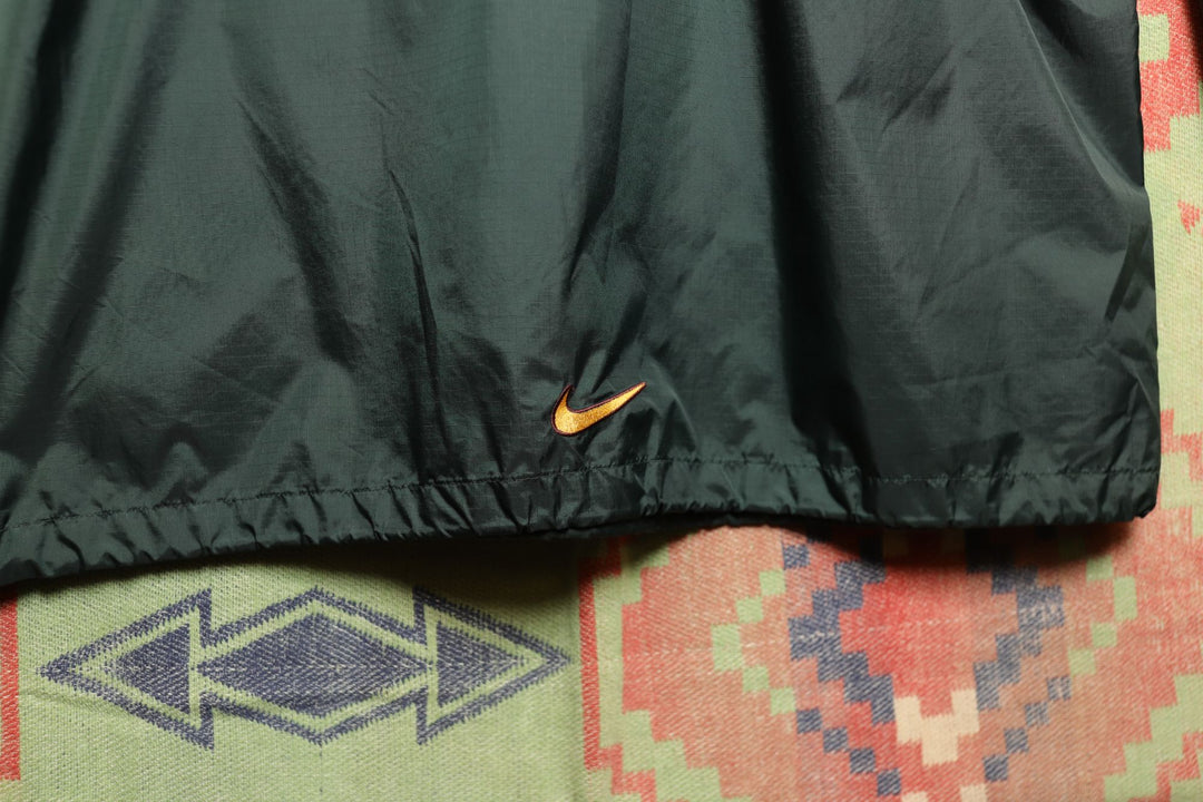 Nike Vintage Green and Red Windbreaker Jacket XL 90s