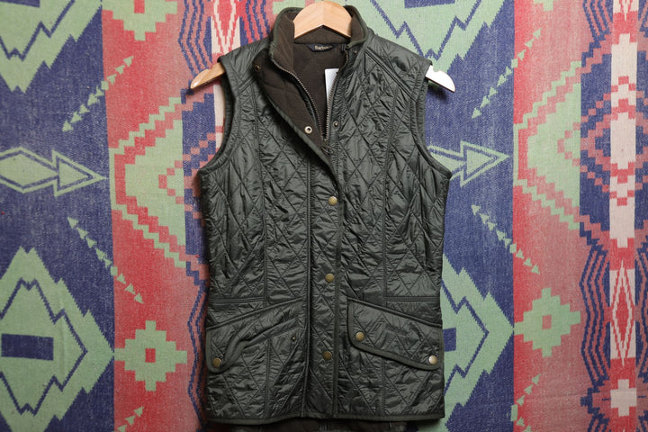 Women's Barbour Quilted Size 4 Vest