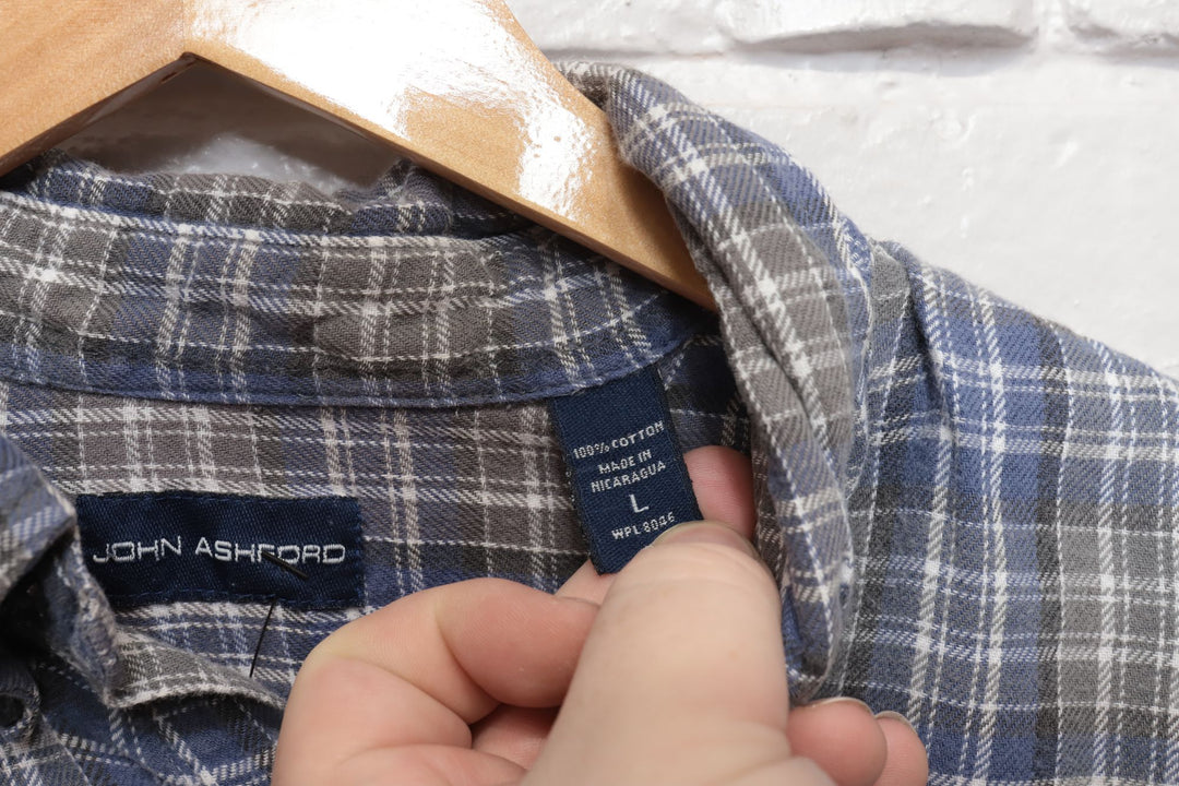 2000s Vintage John Ashford Plaid Button Down Shirt Size Large