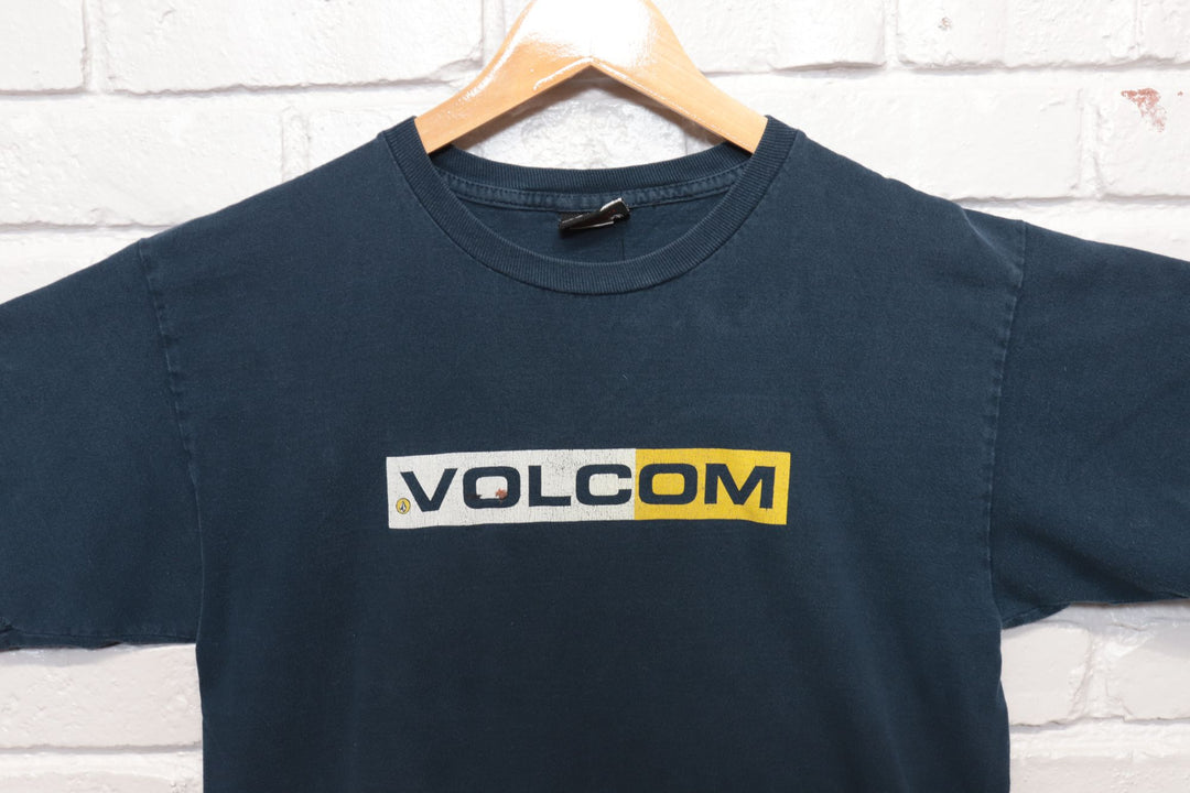 2000s Vintage Volcom Logo T Shirt Size Medium