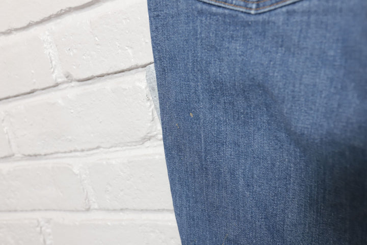 70s Vintage Wrangler Medium Wash Flare Jeans Size 32/30
