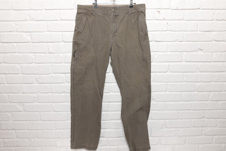 2000s Vintage GH Bass Work Pants Size 37/33
