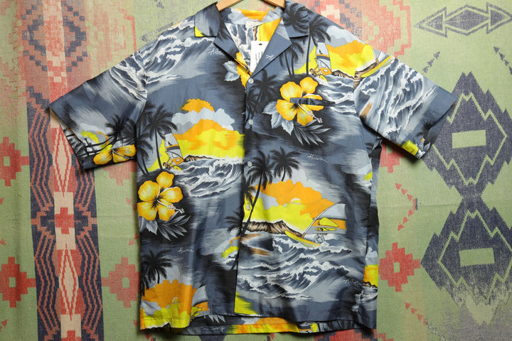 Gray and Yellow Vintage Hawaiian Shirt XL 90s