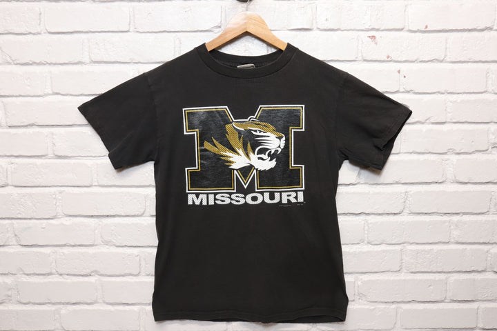 2000s Vintage Missouri Tigers T Shirt Size Medium