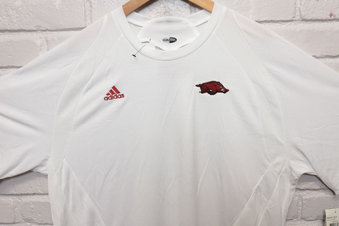 University of Arkansas White Jersey T Shirt Size XL