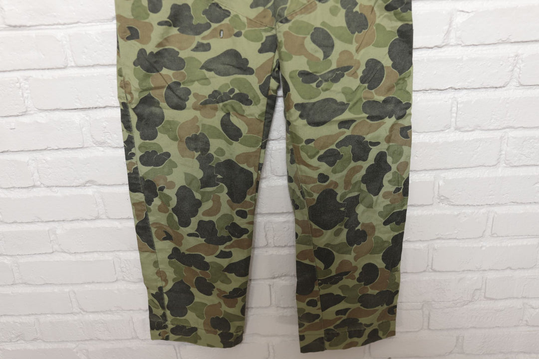 90s Vintage Duck Camo Hunting Pants Size 31/28