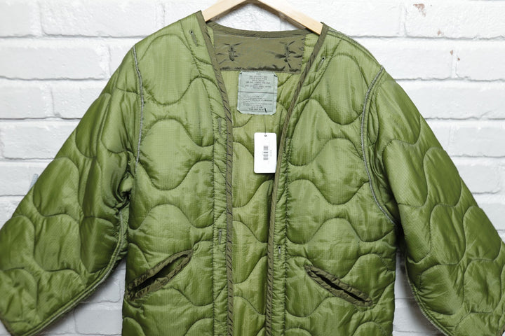 US Military Vintage Jacket Liner Medium 80s