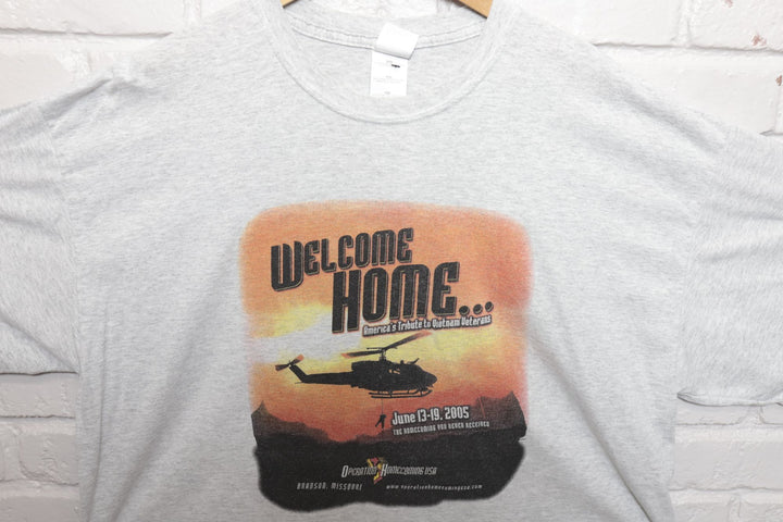 2000s Vintage Operation Homecoming USA T Shirt Size XXL