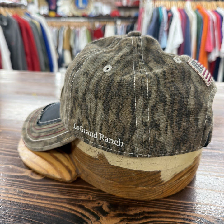 Vintage Y2K Mossy Oak Snapback Hat