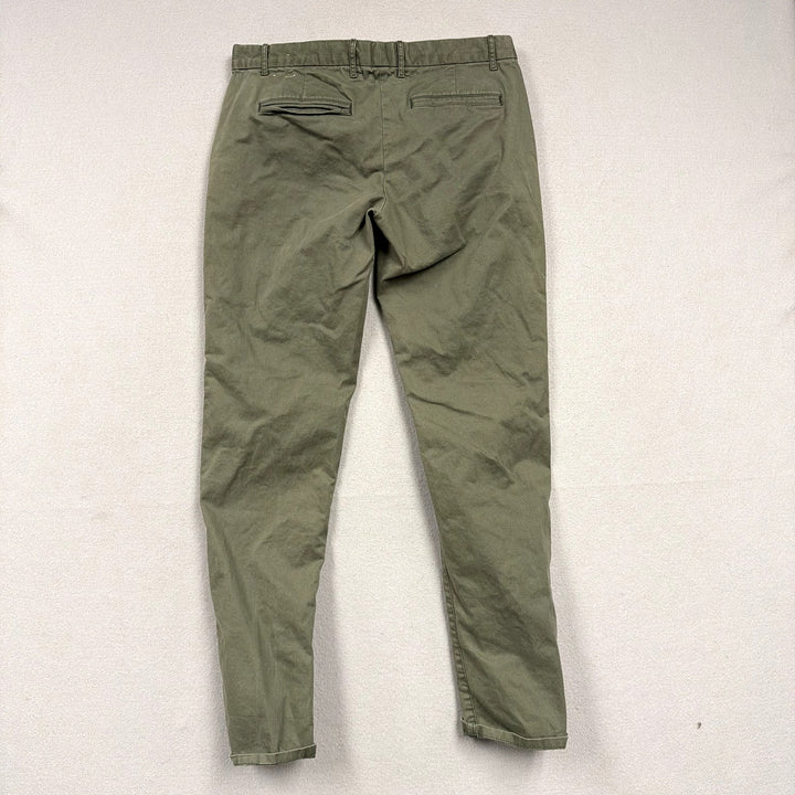 Gap Green Khaki Pants Size 31