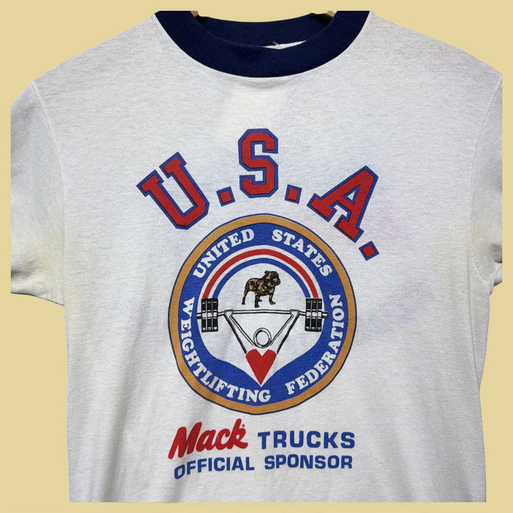 Vintage Mack Trucks USA WeightLifting  80s T Shirt Size Small