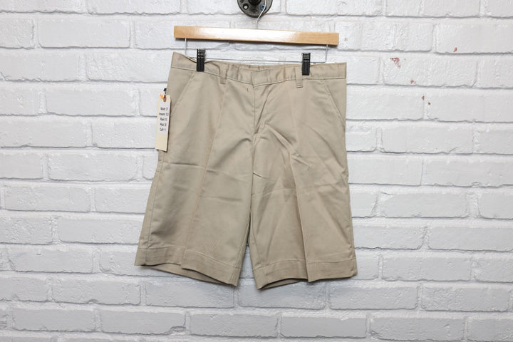 2000s dickies khaki shorts size 31/10.5