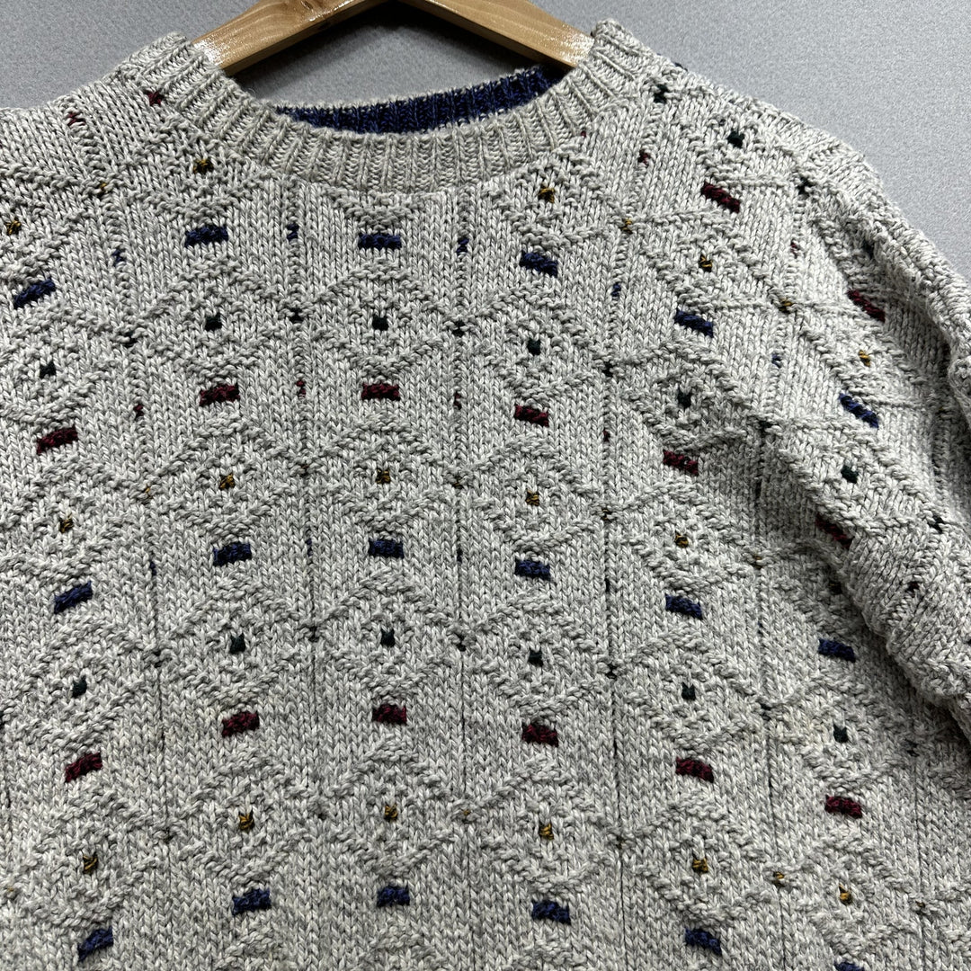 Vintage Cambridge Classics Diamond Pattern Sweater Size Medium