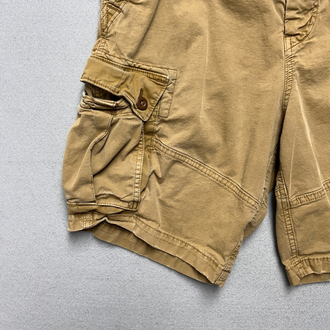 American Eagle Cargo Shorts Size 36