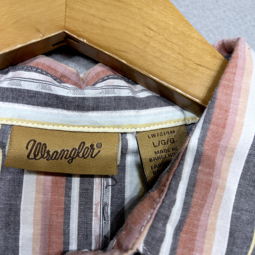Vintage Wrangler Y2K Pearl Snap Shirt size Large