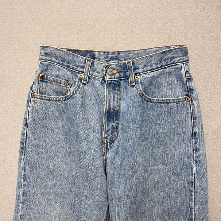 Vintage Levi's 550 Light Wash Jeans Size 28x32