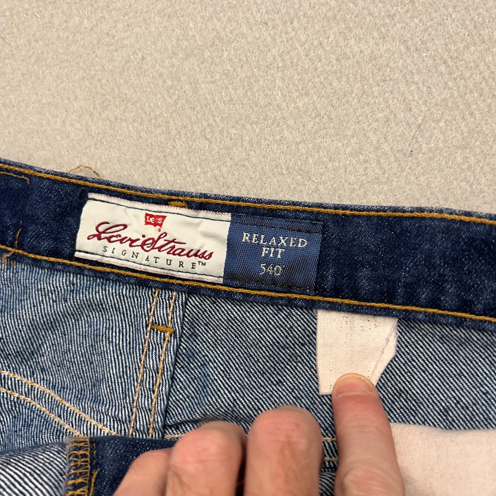 Vintage Levi's 540 Relaxed Fit Jeans Size 40x30
