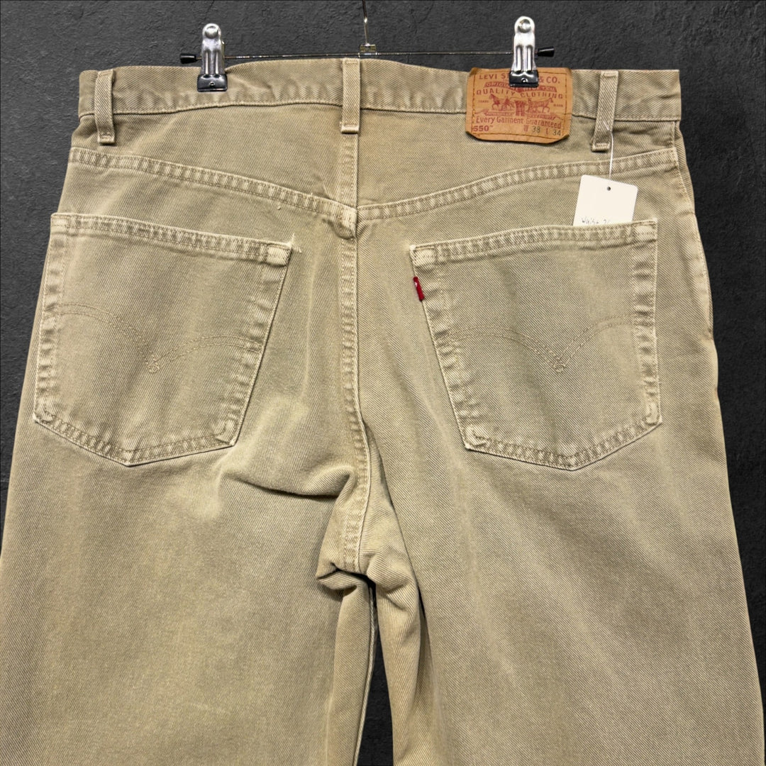 Vintage Levi’s 550 90s Jeans Size 36
