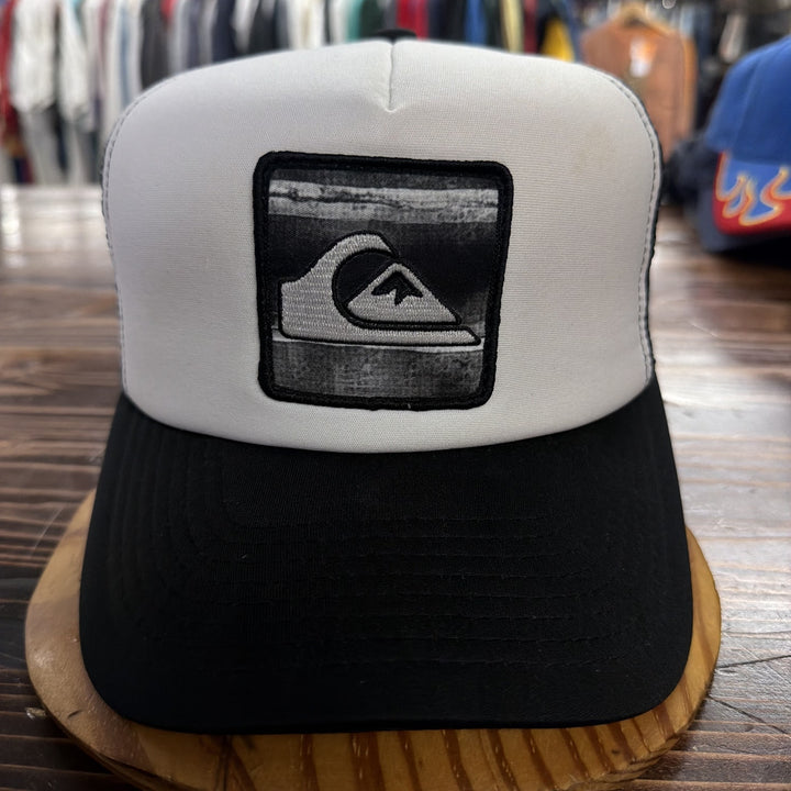 Quiksilver Snapback Trucker Hat