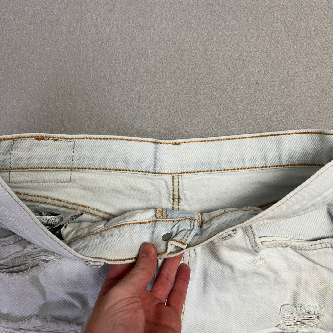 Levis 501 Cut off Denim jean Shorts Size 30