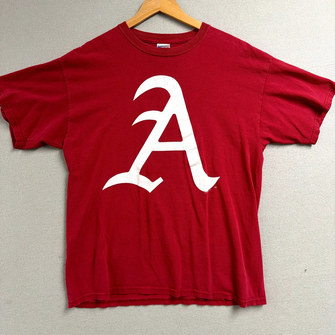Vintage University of Arkansas A Logo T shirt size Large