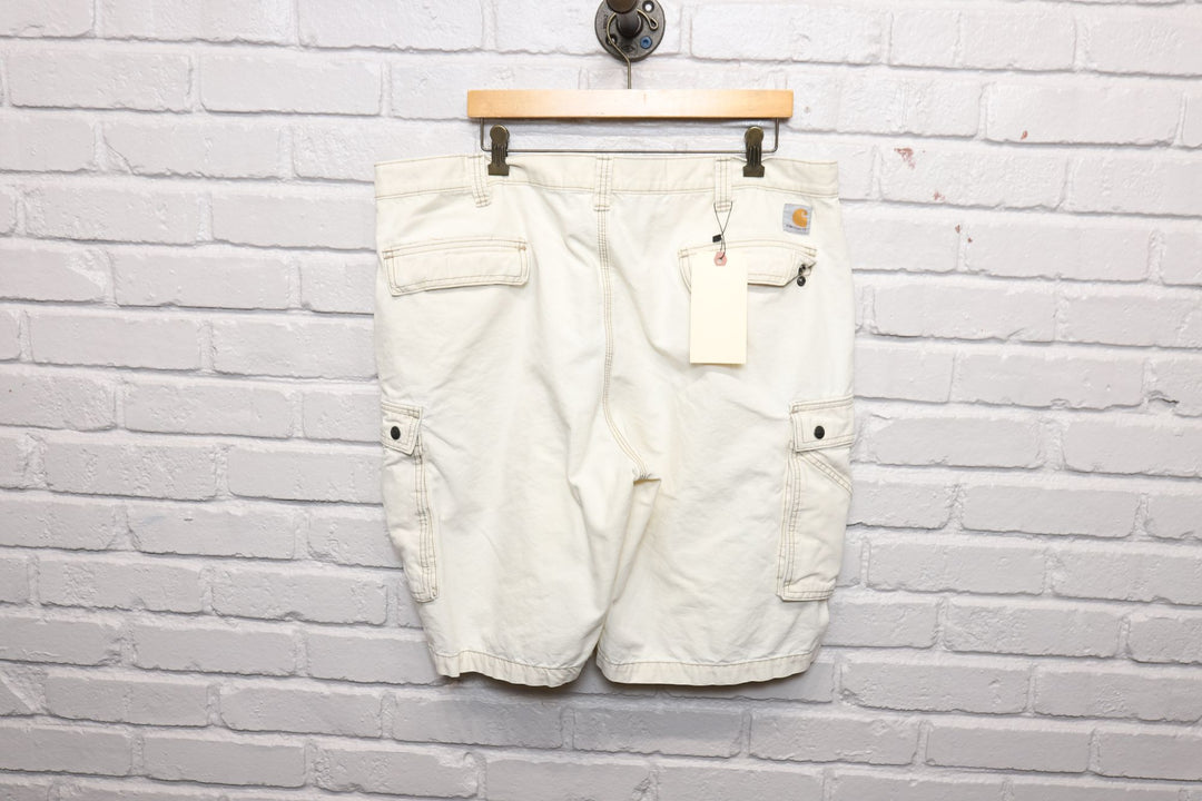 2000s carhartt off white cargo shorts size 42/11