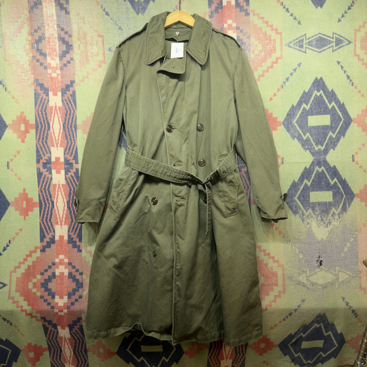 US Military Vintage Overcoat  Jacket Medium 50s