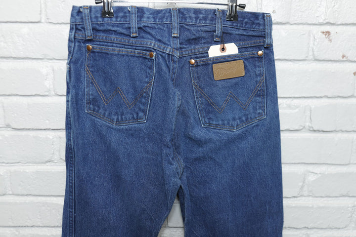 Wrangler 13MWZ Vintage Straight Fit Jeans 2000s 31/32