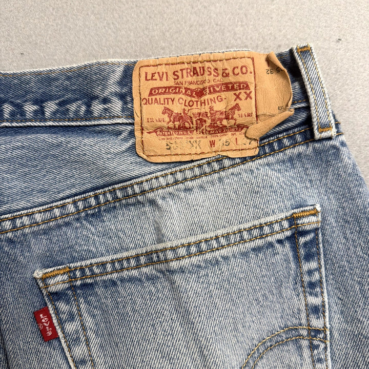 Vintage Levi's 501 Y2K Button Fly Jeans Size 32