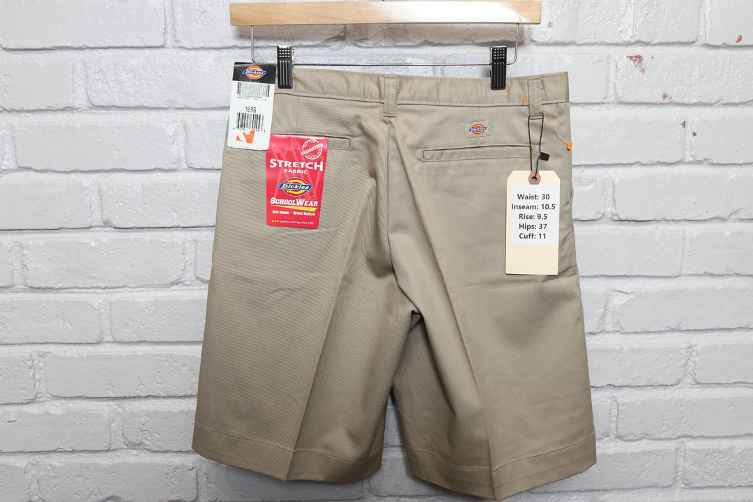 2000s dickies khaki shorts size 30/10.5