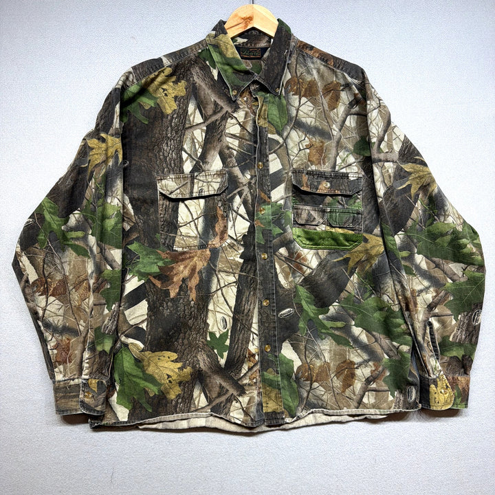 Vintage Liberty Realtree Camo Button Down Shirt size XL