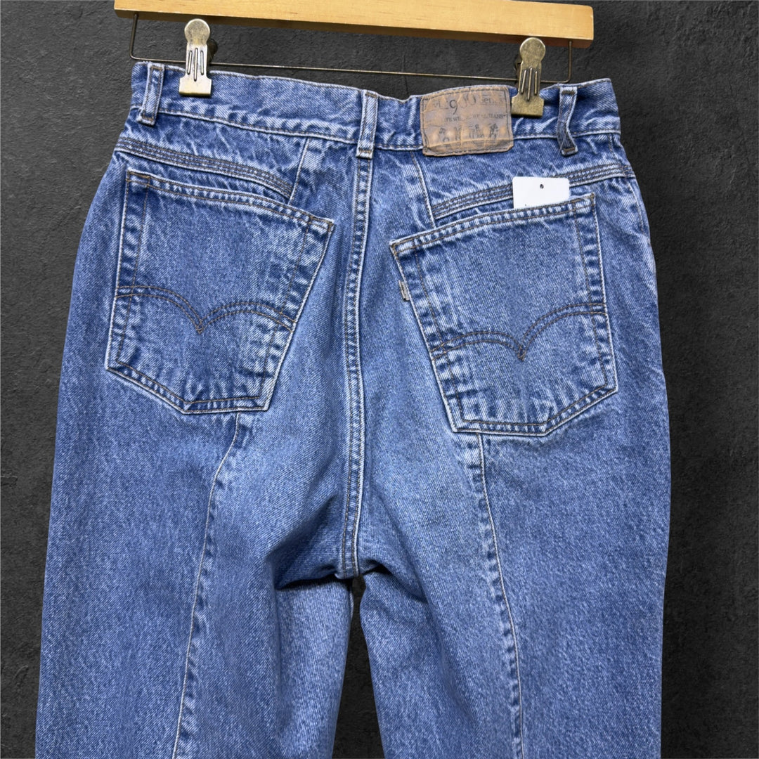 Vintage Levi's Silver Tab 900 90s Jeans Size 29