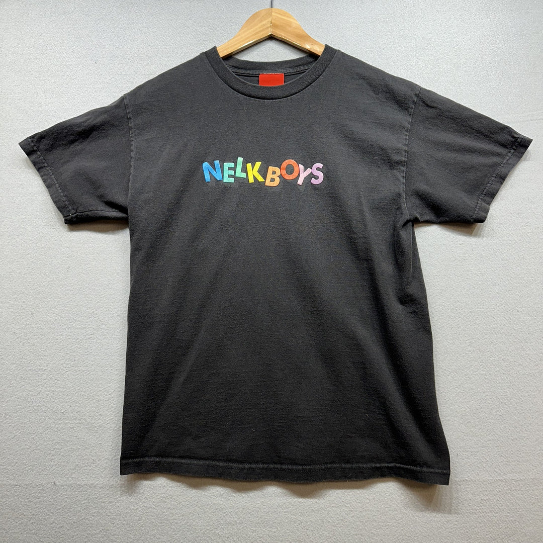 NelkBoys T Shirt Size Medium