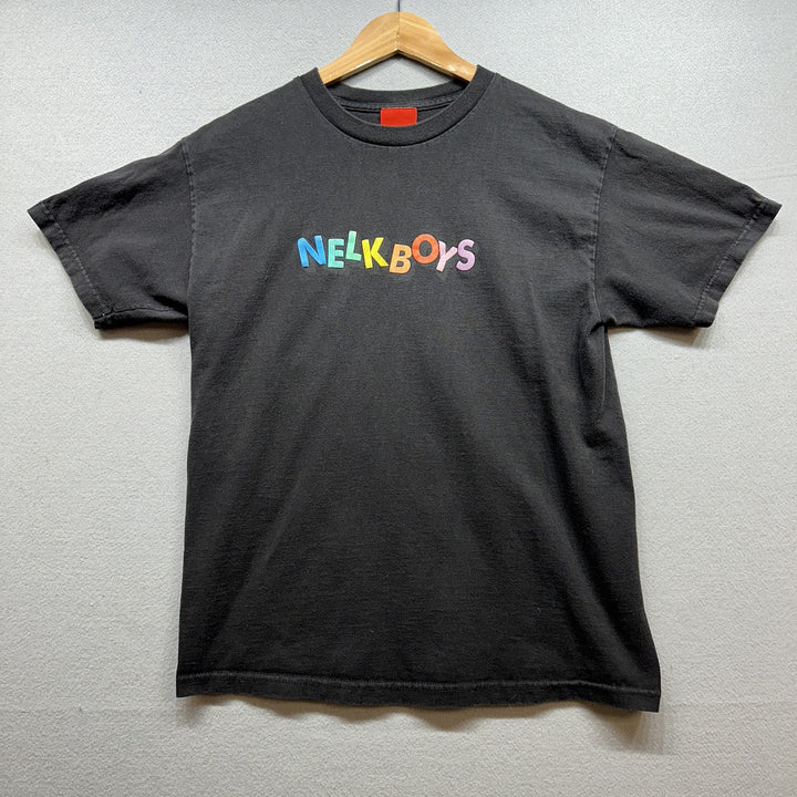 NelkBoys T Shirt Size Medium
