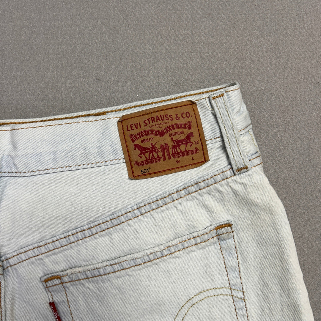 Levis 501 Cut off Denim jean Shorts Size 30