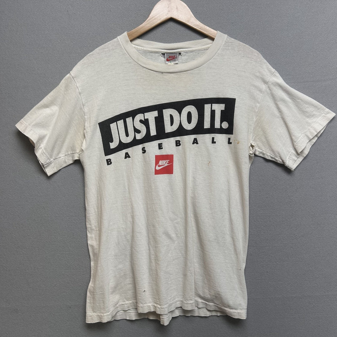Vintage 90's Nike Just Do It Basketball White Shirt Size Medium - Distressed