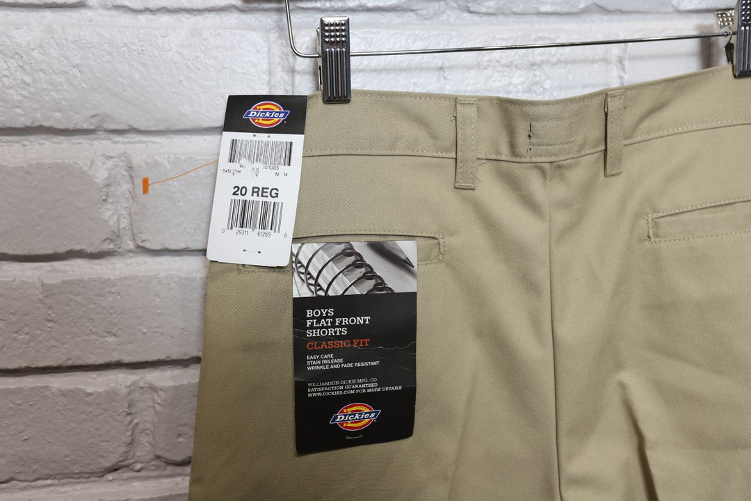 2000s YOUTH dickies khaki shorts size 33/7.25