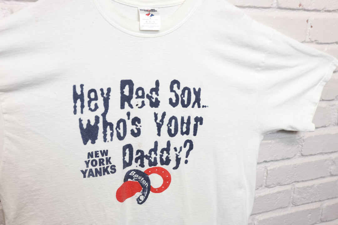 2000s red sox who's your daddy yankees tee shirt size xl