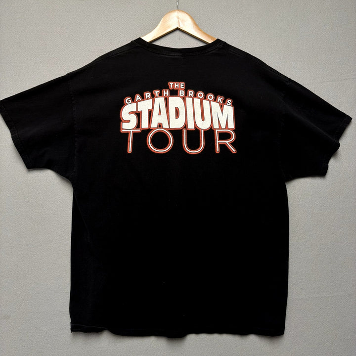 Garth Brooks Cincinatti Stadium Tour Shirt Size XL