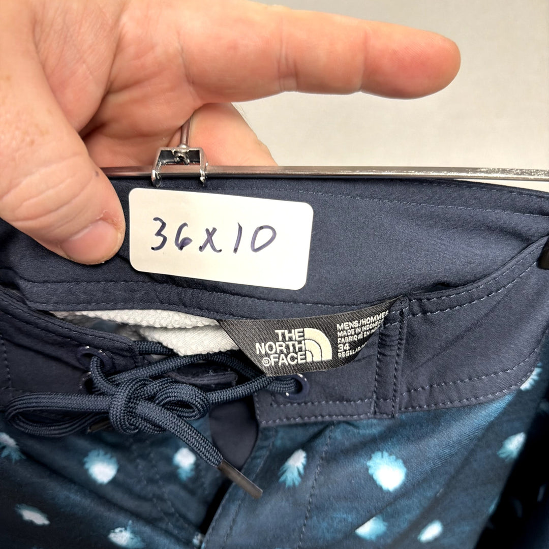The North Face Dot Pattern Swim Trunks  Shorts Size 34