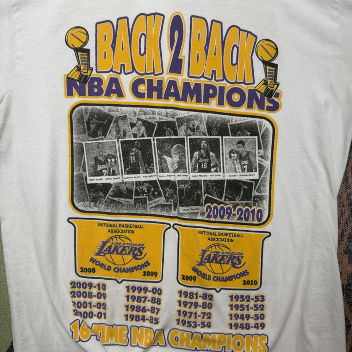 Lakers Back to Back Champions Vintage T Shirt Size Large 2000s