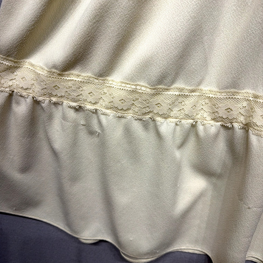 Vintage girl's Lace Trimmed Prairie Dress Size Medium