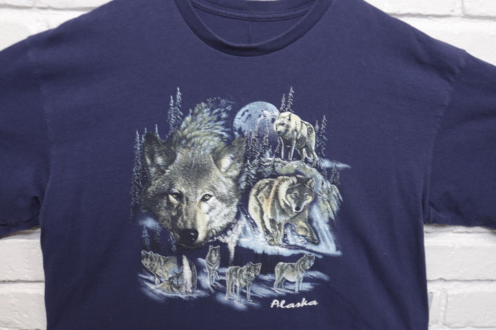 Alaska Vintage Wolf Moon T Shirt 2000s Large