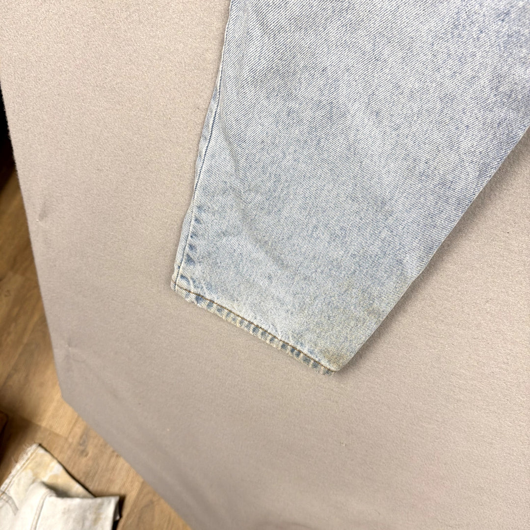 Vintage Levis 505 Light Wash Jeans Size 36