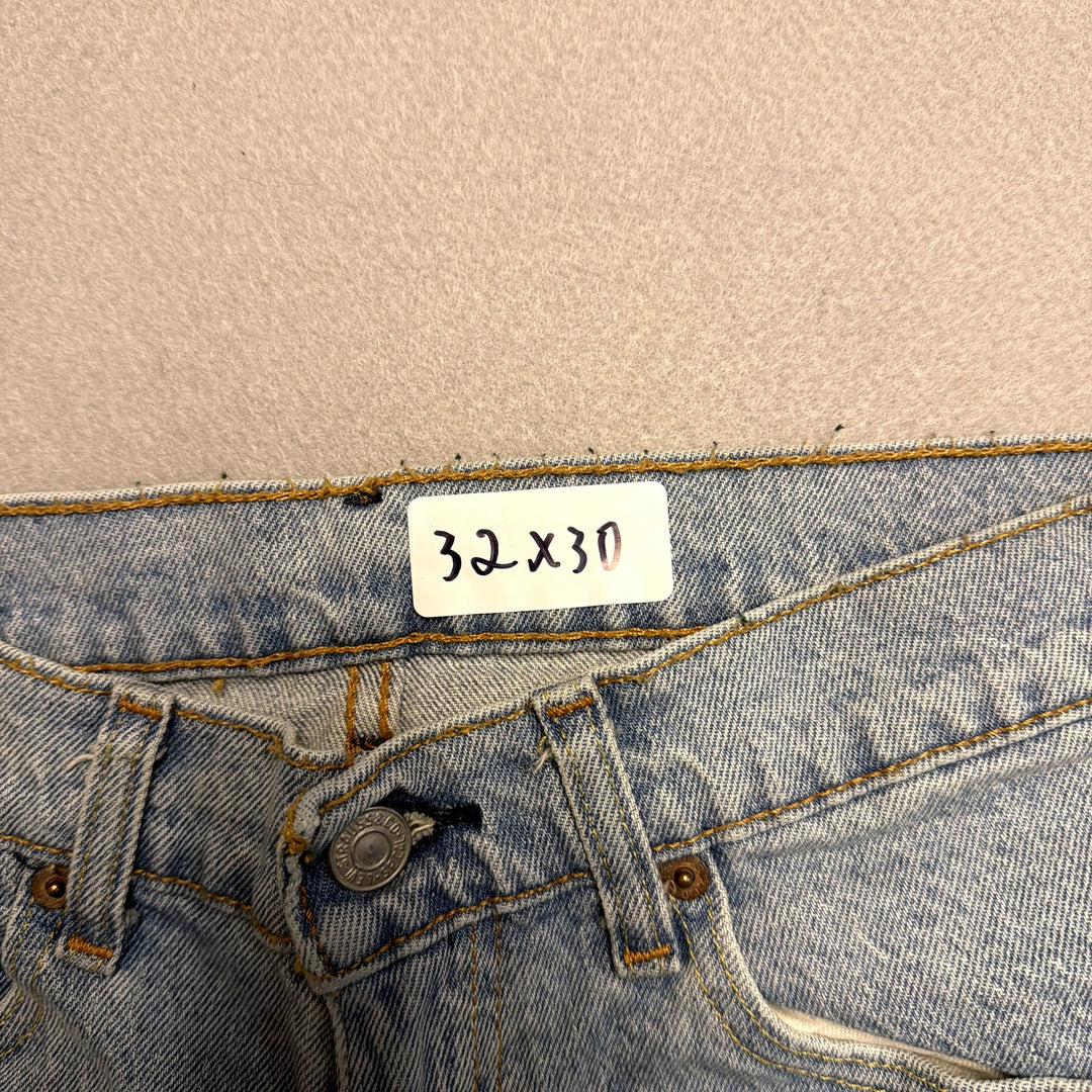 Levi's 505 Light Wash Jeans Size 32