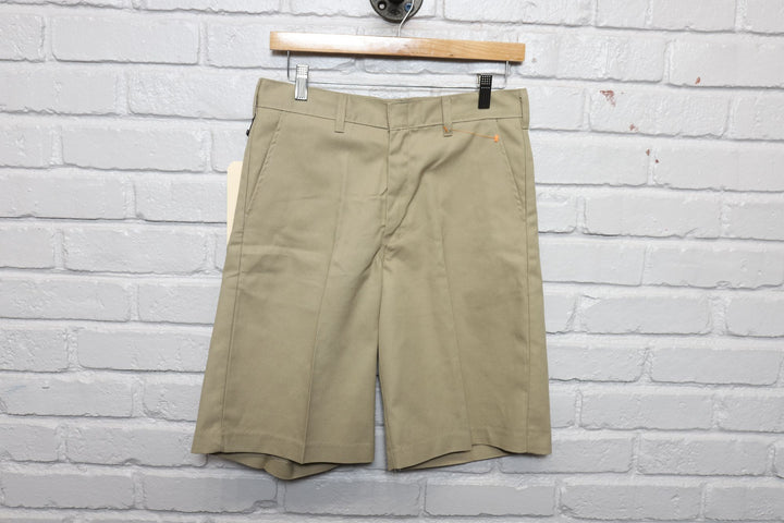 2000s YOUTH dickies khaki shorts size 30/10.75